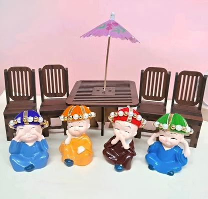 Mini Monk Set